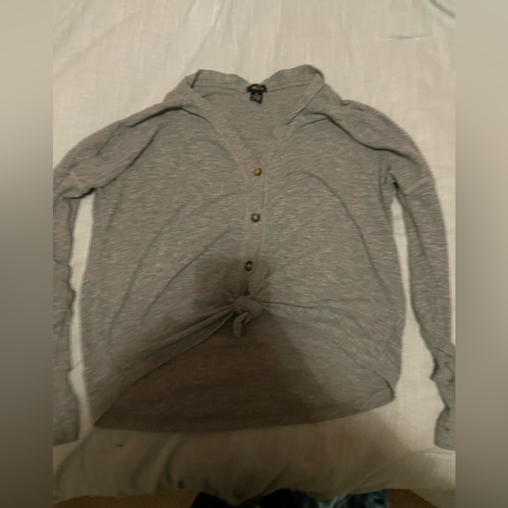 rue21, size xs, worn a lot, in good condition, cropped, fits like a small-medium